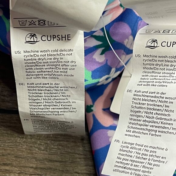 Cupshe Sundry Daisy Ruffled Bralette & High Waist Bikini Set Women's Size Medium - Picture 6 of 8